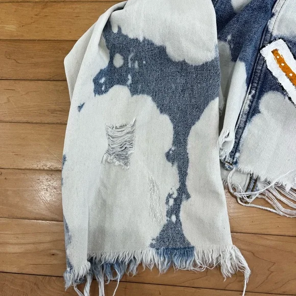 Custom Hand Painted Tennessee Vols Distressed Denim Jacket - Picture 4 of 10